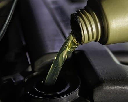 Jaki wybrać olej silnikowy do ciagnika John Deere?